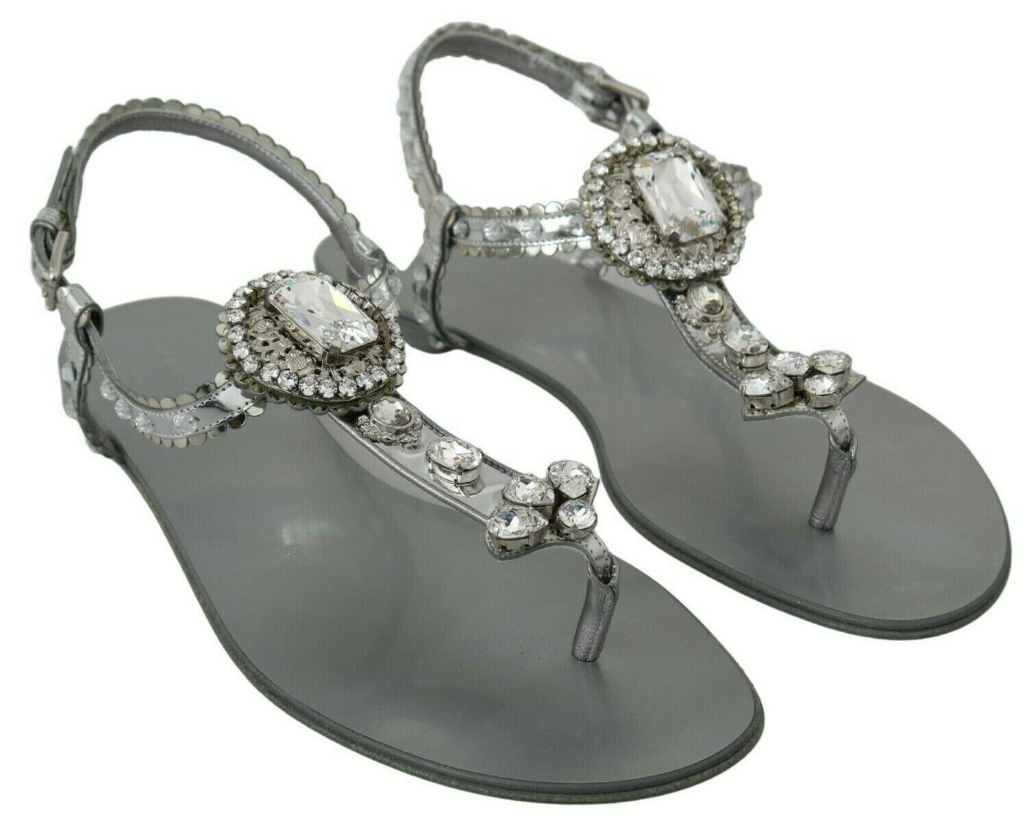 Ballerines élégantes argentées Dolce & Gabbana avec ornements en cristal