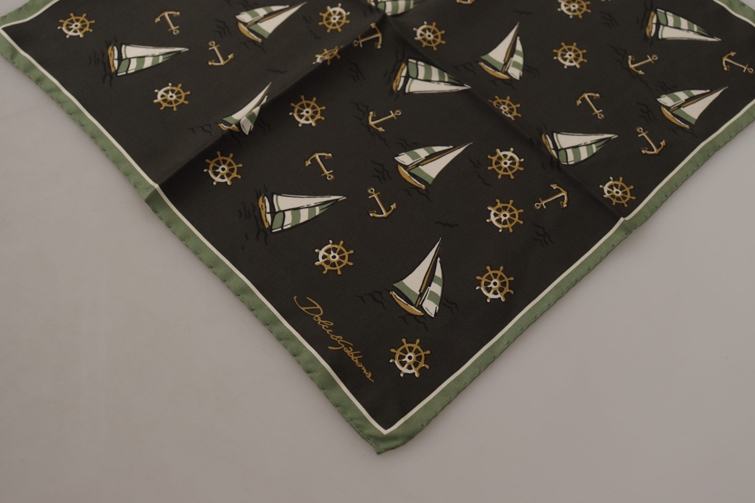 Foulard carré en soie multicolore élégant pour homme Dolce & Gabbana