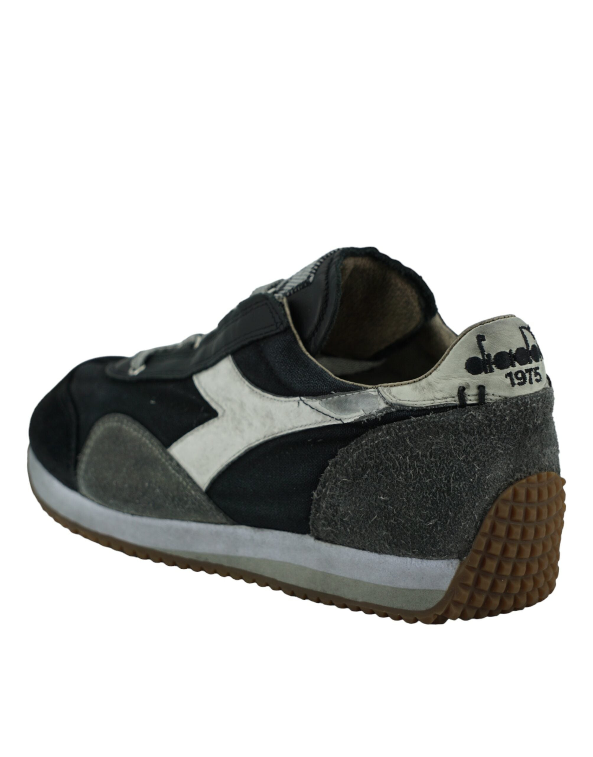 Diadora Chic Designer-Sneakers aus Canvas und Wildleder