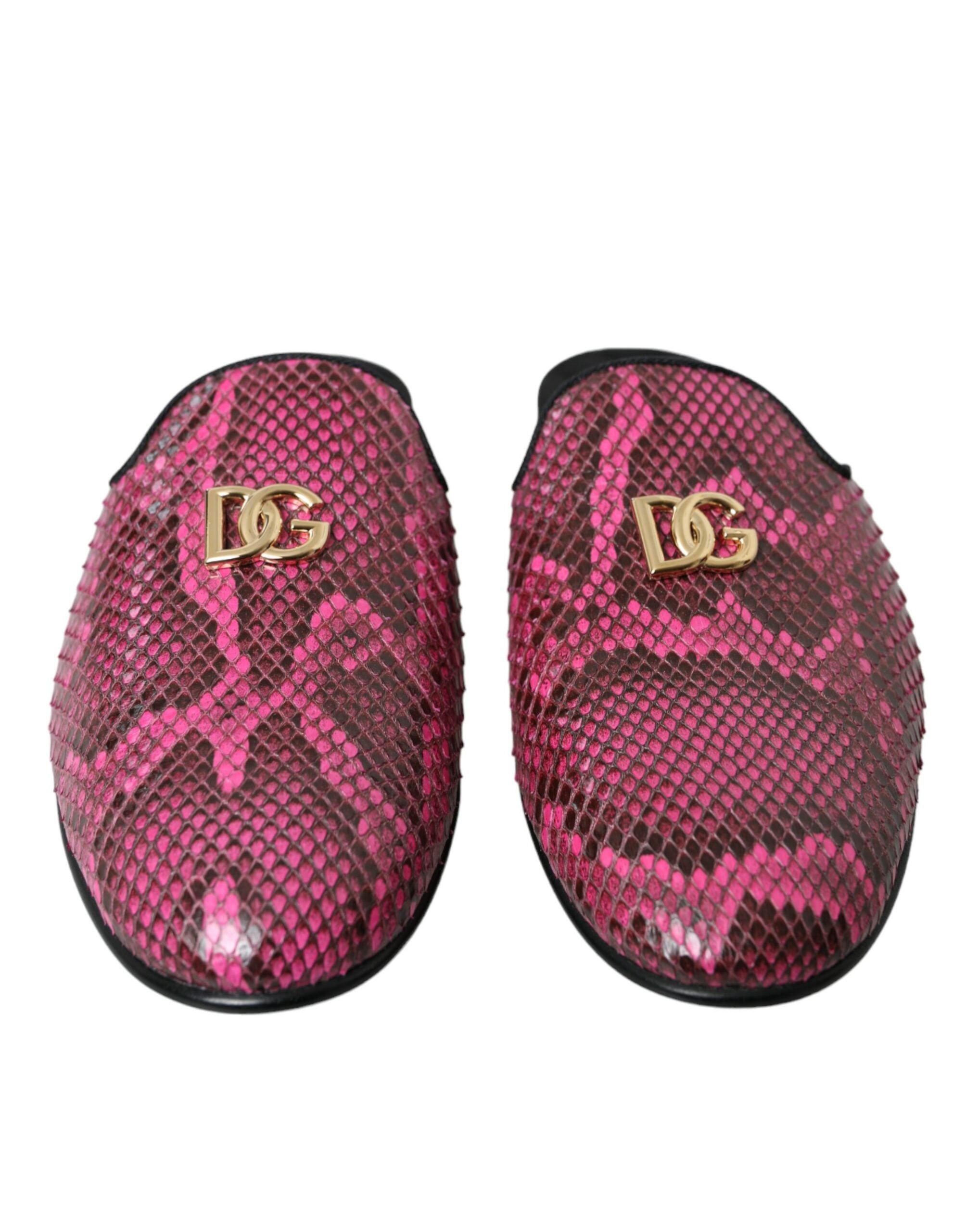 Dolce & Gabbana – Flache Pantoletten mit Python-Logo in Fuchsia