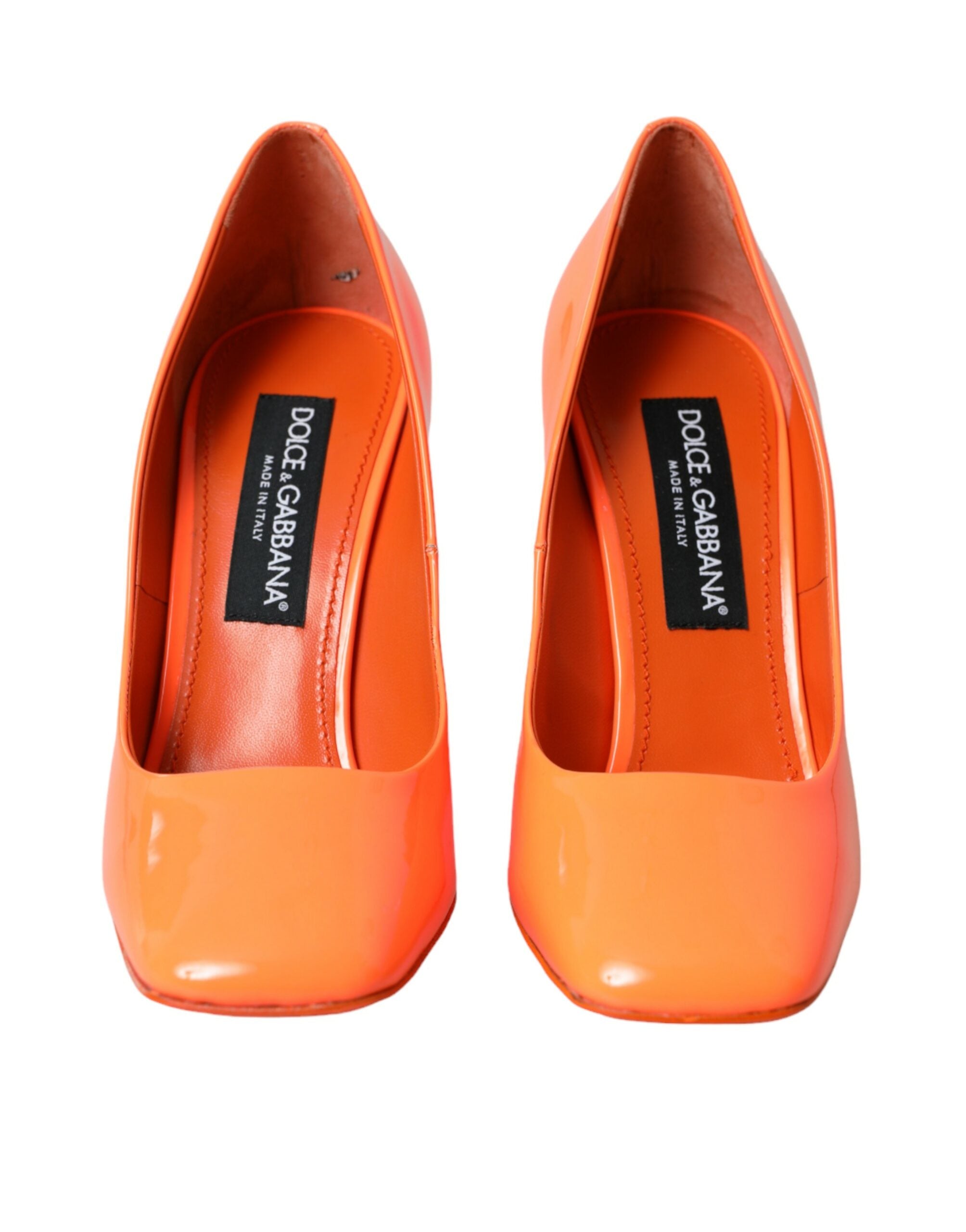 Dolce & Gabbana – Pumps mit Logo-Absatz aus Lackleder in Orange