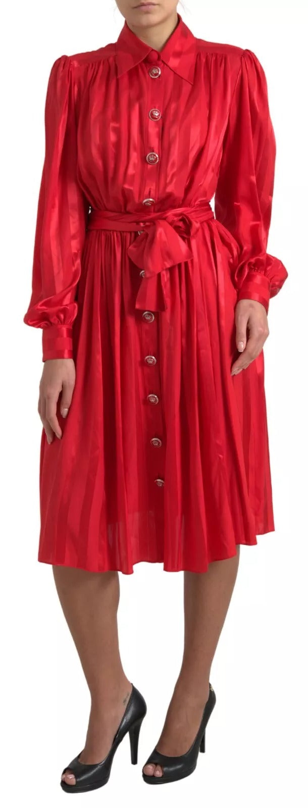 Robe mi-longue élégante en soie rouge Dolce & Gabbana avec détails boutonnés