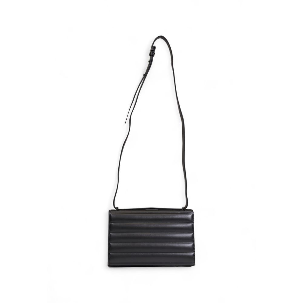 Calvin Klein – Schwarze Handtasche aus Polyethylen